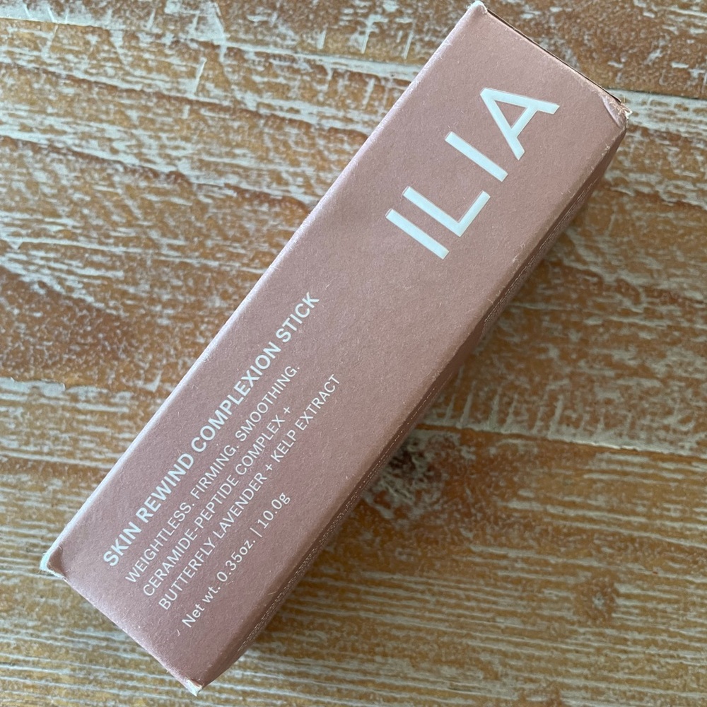 ILIA Skin Remind Blurring Stick - Picture 12 of 12